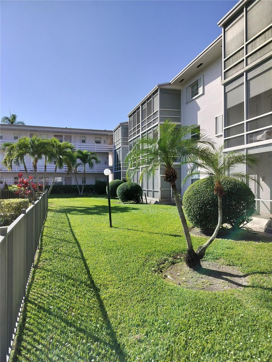 GOLDEN ISLES CONDO APTS - Residential
