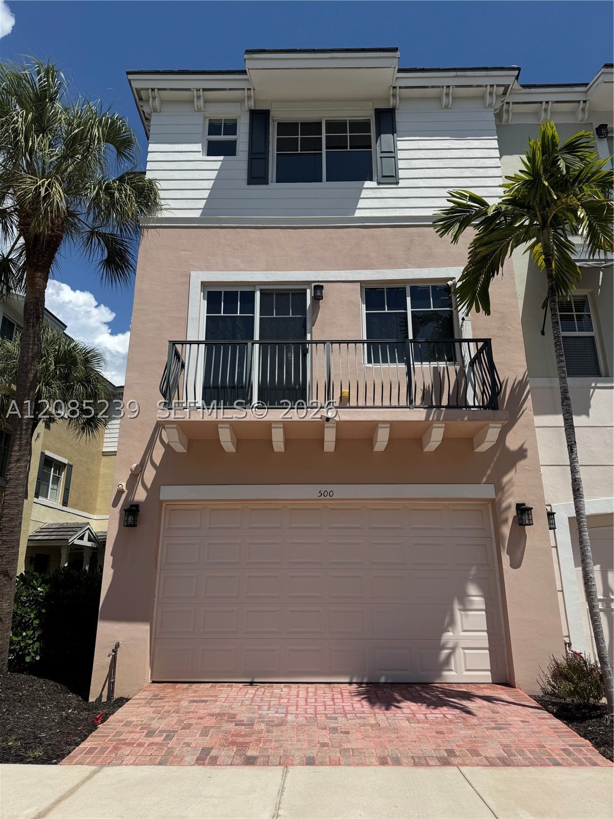 500 NW 39th Cir