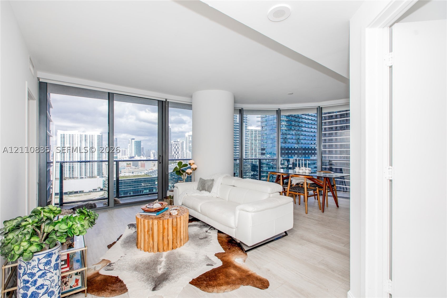 55 SW 9th St 2501