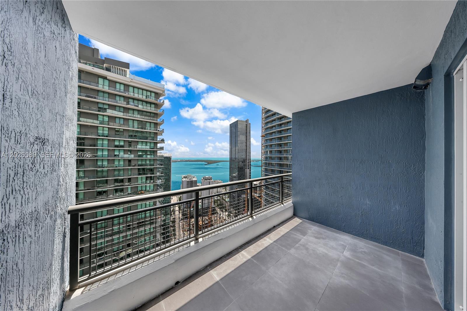 INFINITY AT BRICKELL COND - Residential