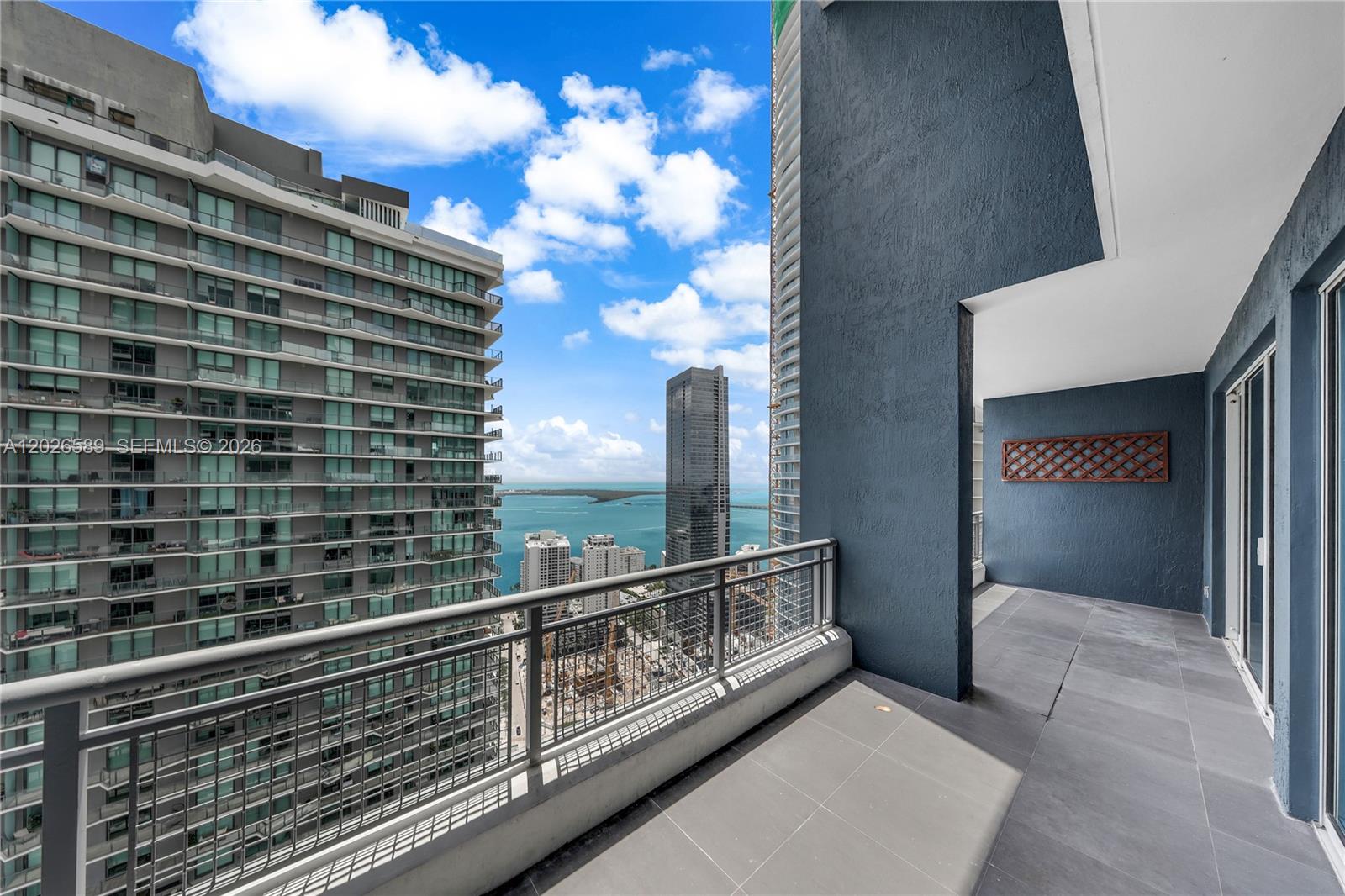 INFINITY AT BRICKELL COND - Residential