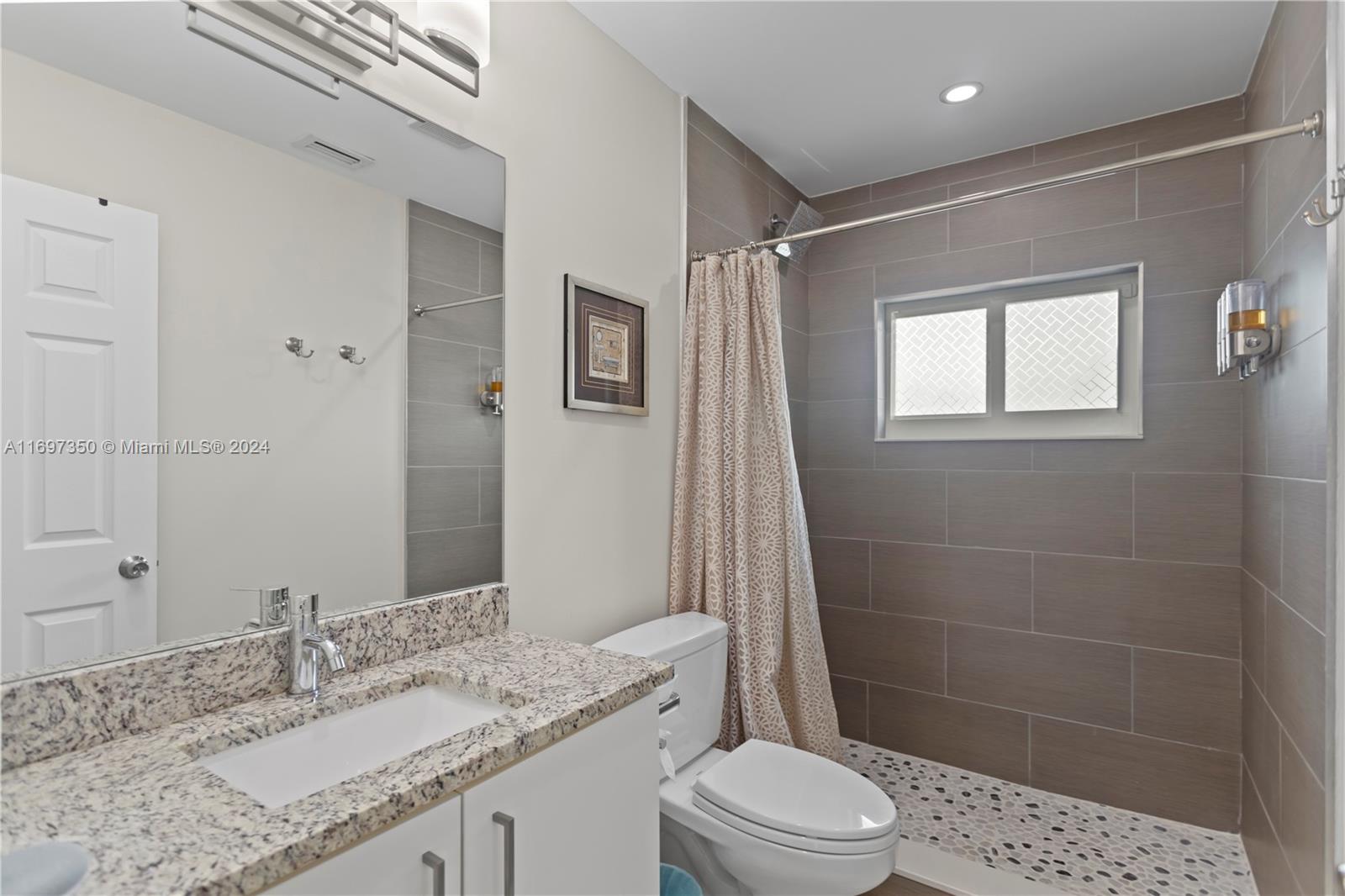 SHENANDOAH SECTION FOUR - Residential Lease