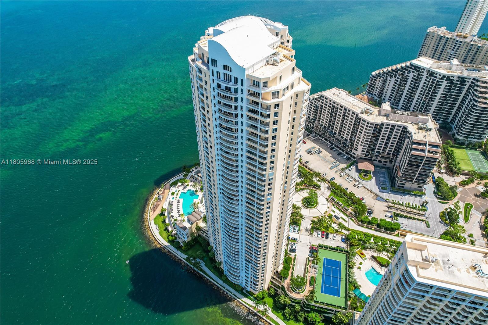 848 Brickell Key Dr 3803