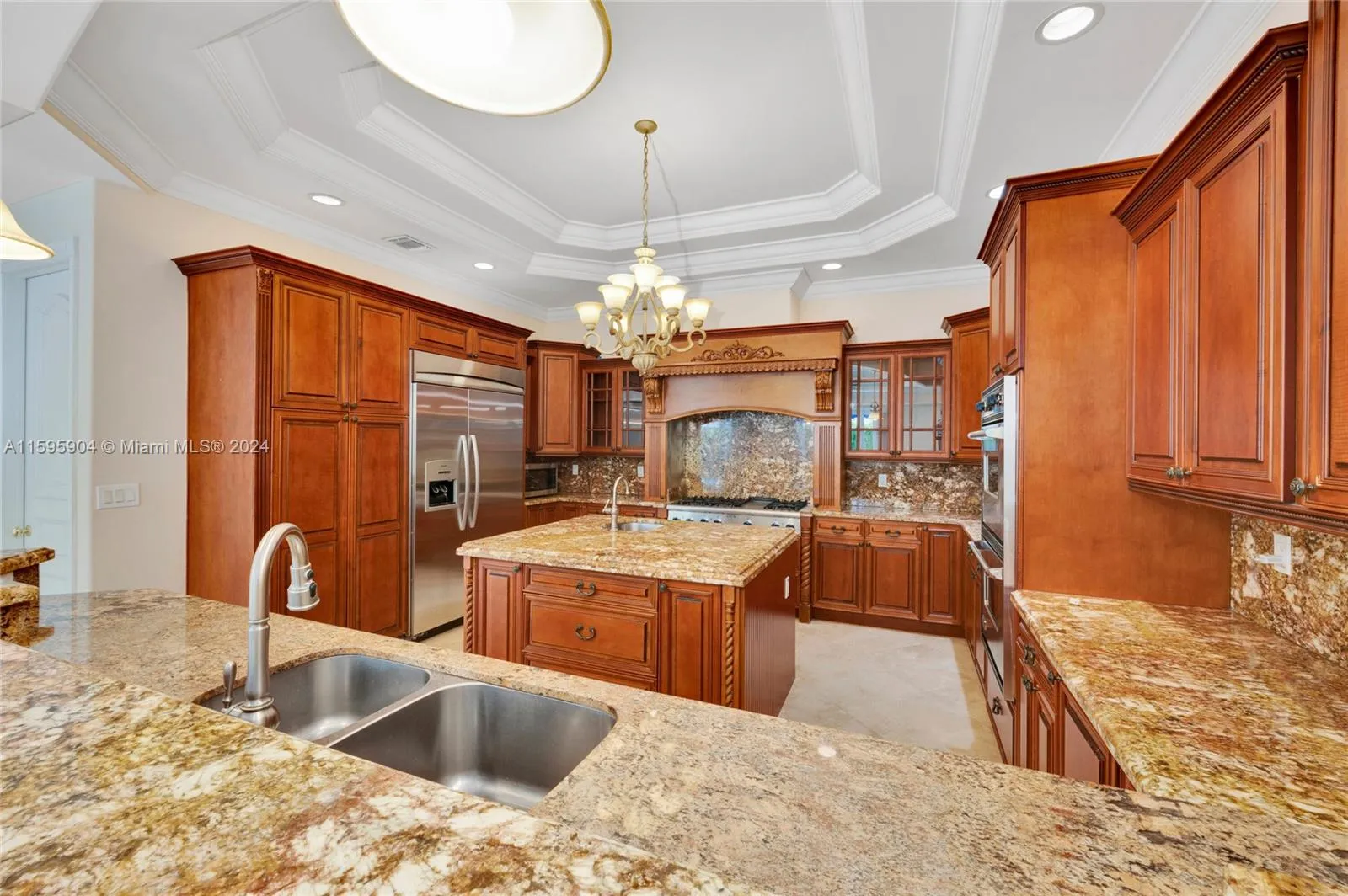 Miami, Florida 33143, United States, 6 Bedrooms Bedrooms, ,7 BathroomsBathrooms,Residential,Active,56651