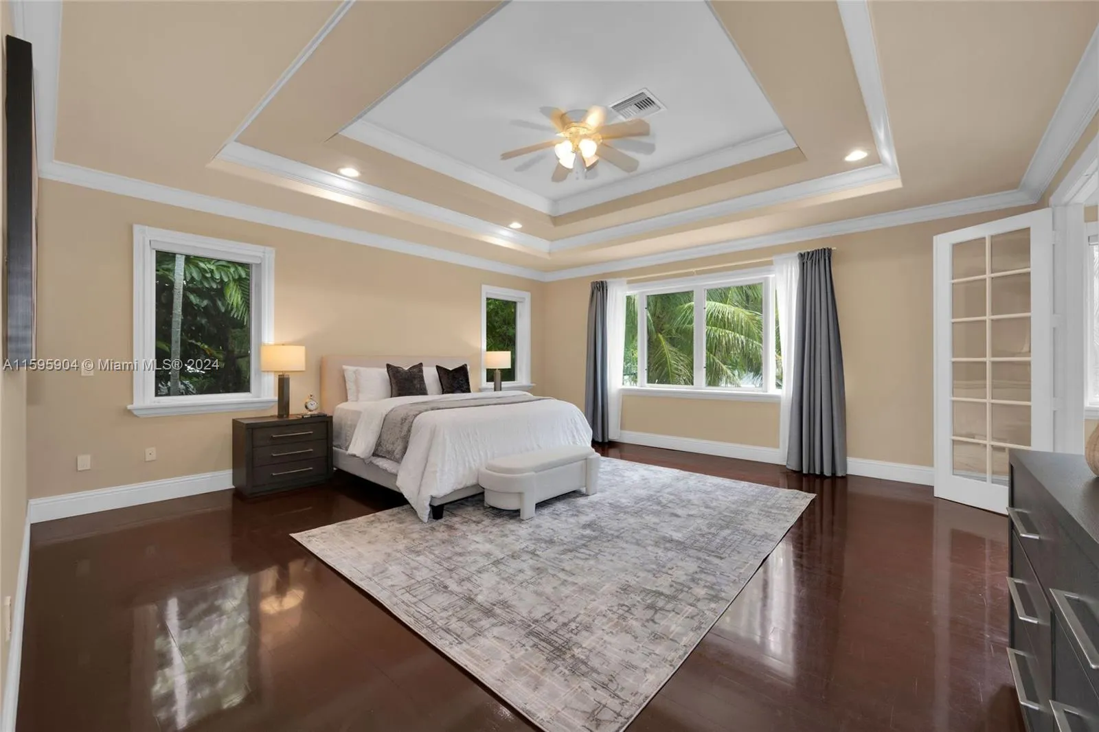 Miami, Florida 33143, United States, 6 Bedrooms Bedrooms, ,7 BathroomsBathrooms,Residential,Active,56651