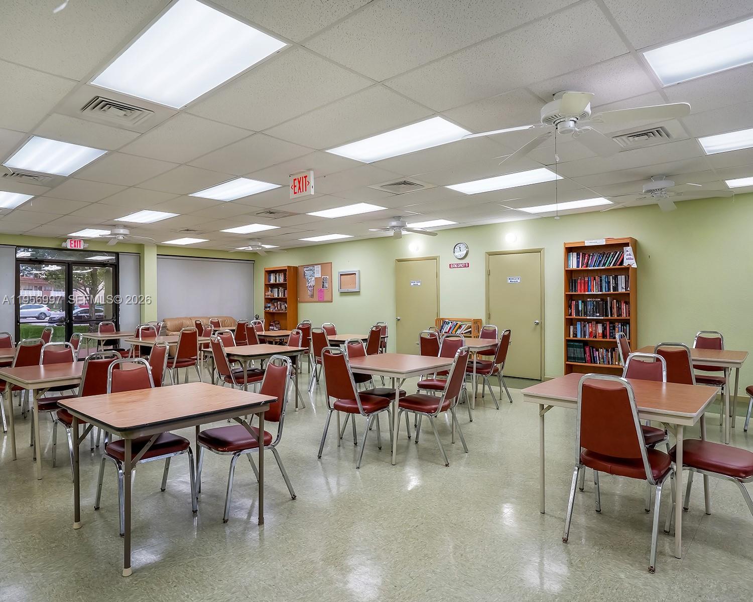 SUNRISE LAKES 83 CONDO - Residential