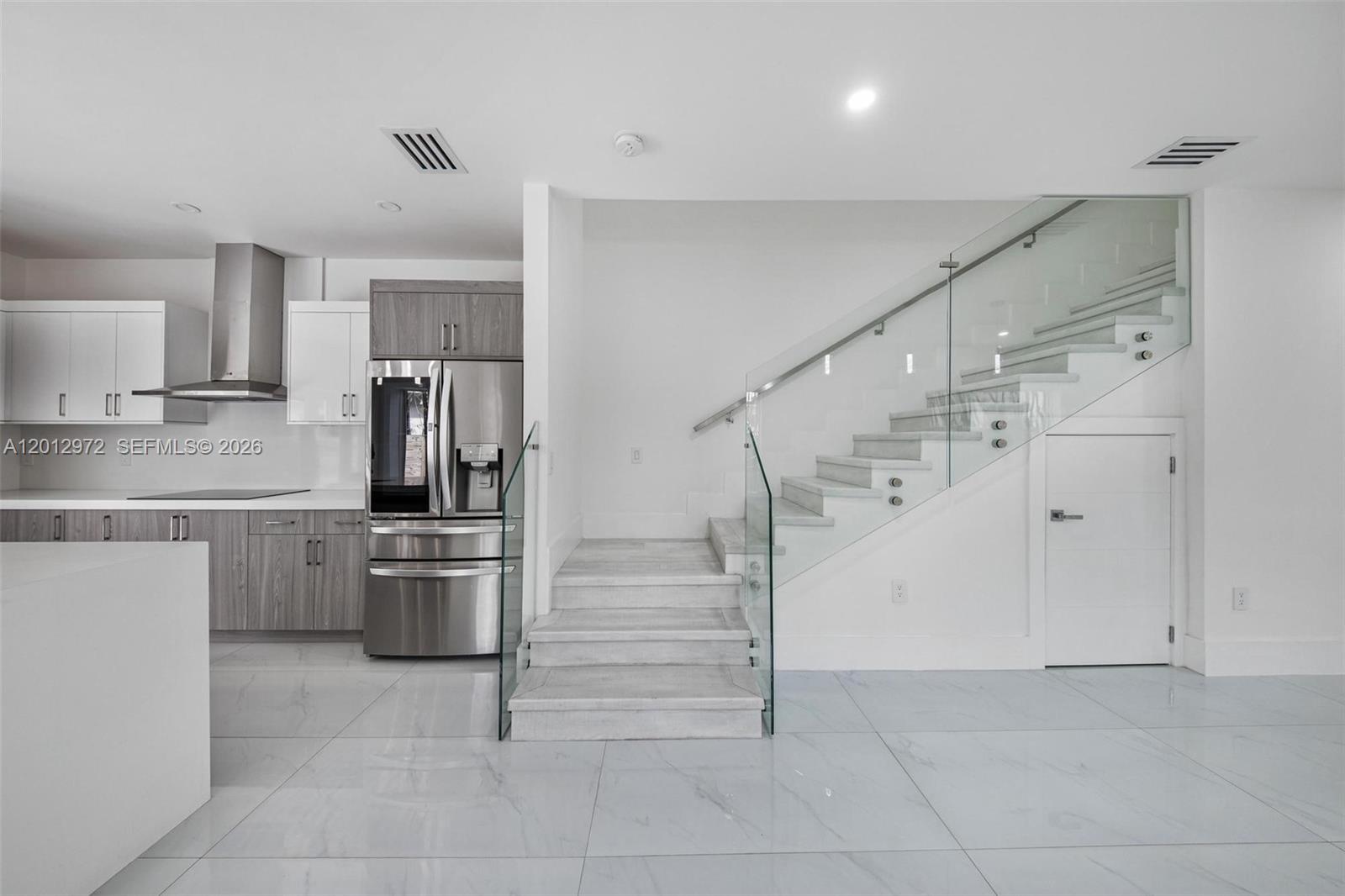 3142 Carter St 3142