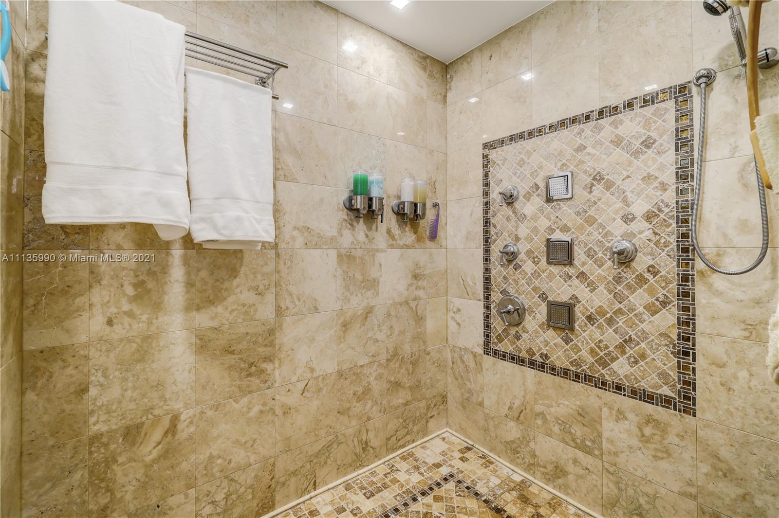 OAKRIDGE ESTATES SEC 2 - Residential