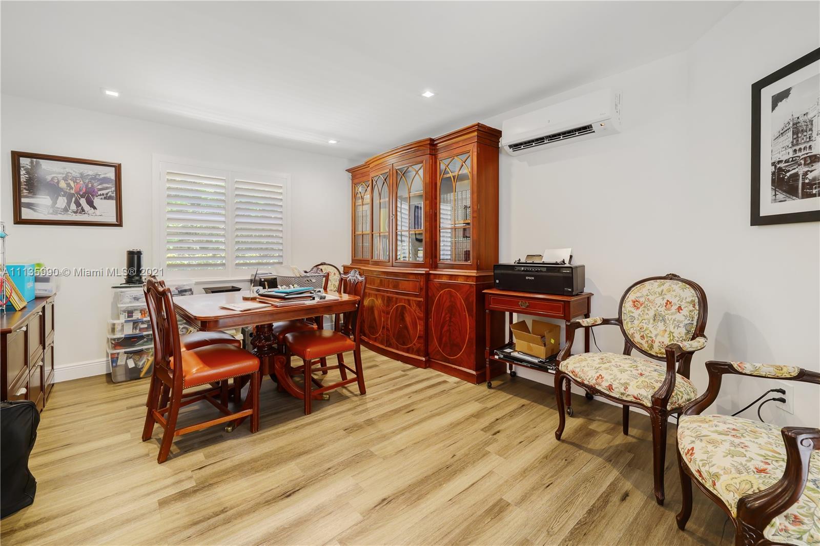 OAKRIDGE ESTATES SEC 2 - Residential