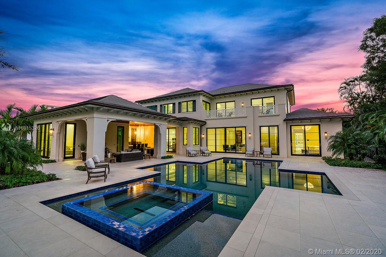 ADMIRALS COVE - Residential