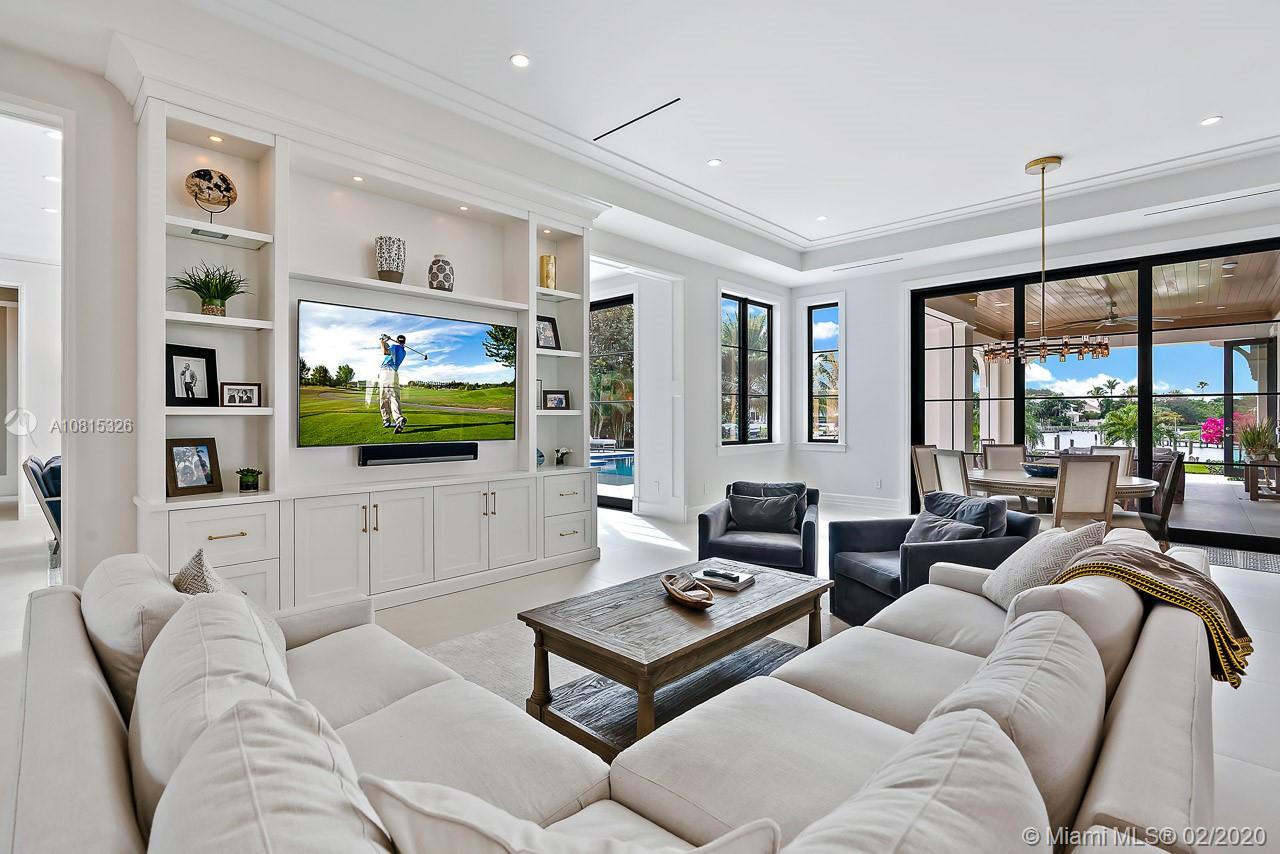 ADMIRALS COVE - Residential