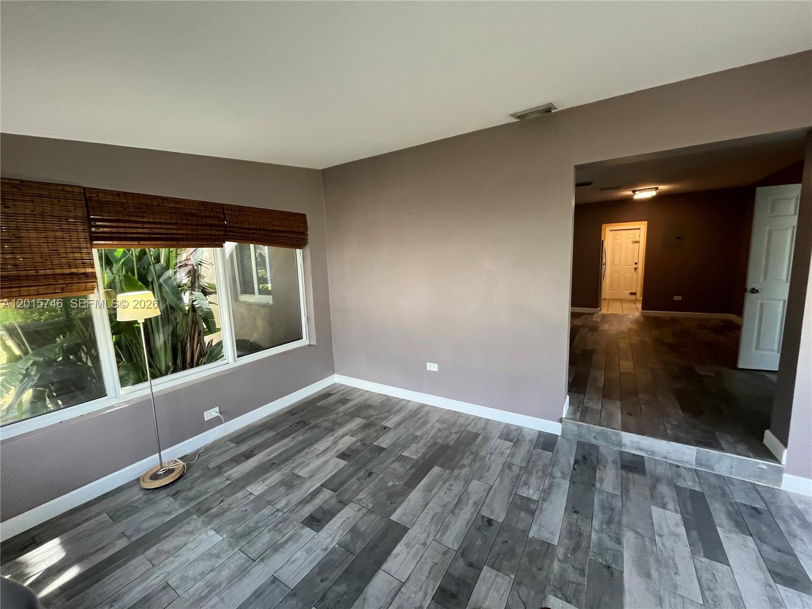 17TH AVENUE HOMESITES - Residential Lease
