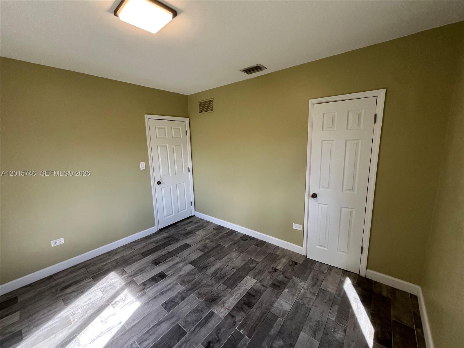 17TH AVENUE HOMESITES - Residential Lease