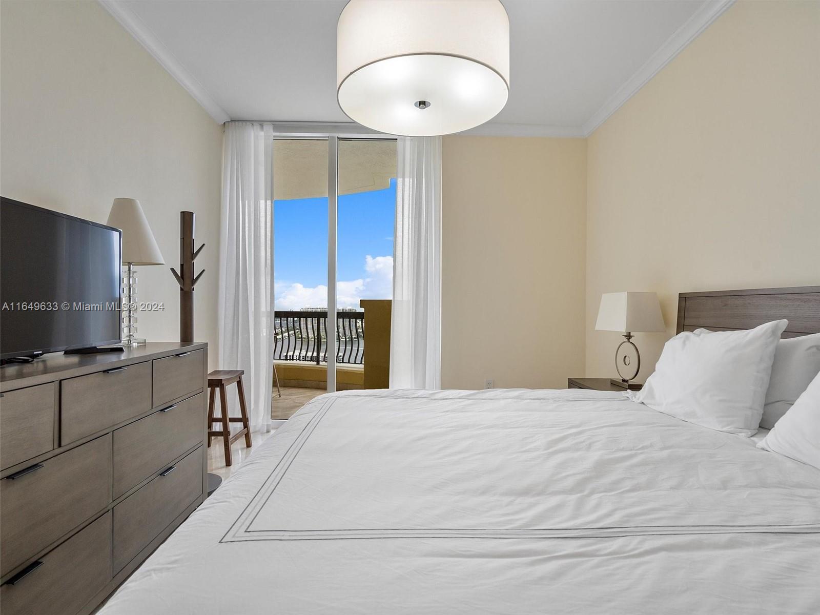 ACQUALINA OCEAN RESIDENCE - Residential