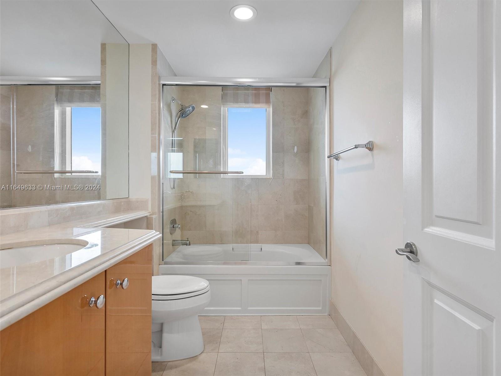 ACQUALINA OCEAN RESIDENCE - Residential