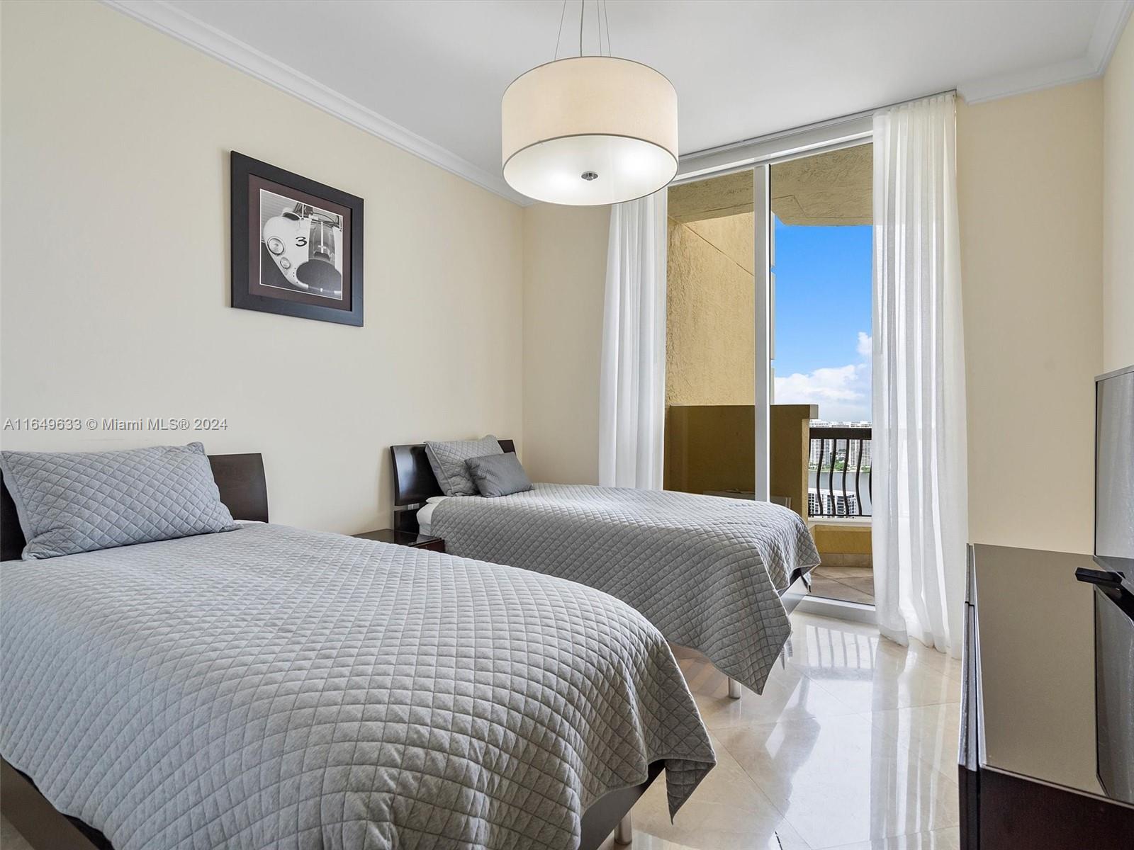 ACQUALINA OCEAN RESIDENCE - Residential