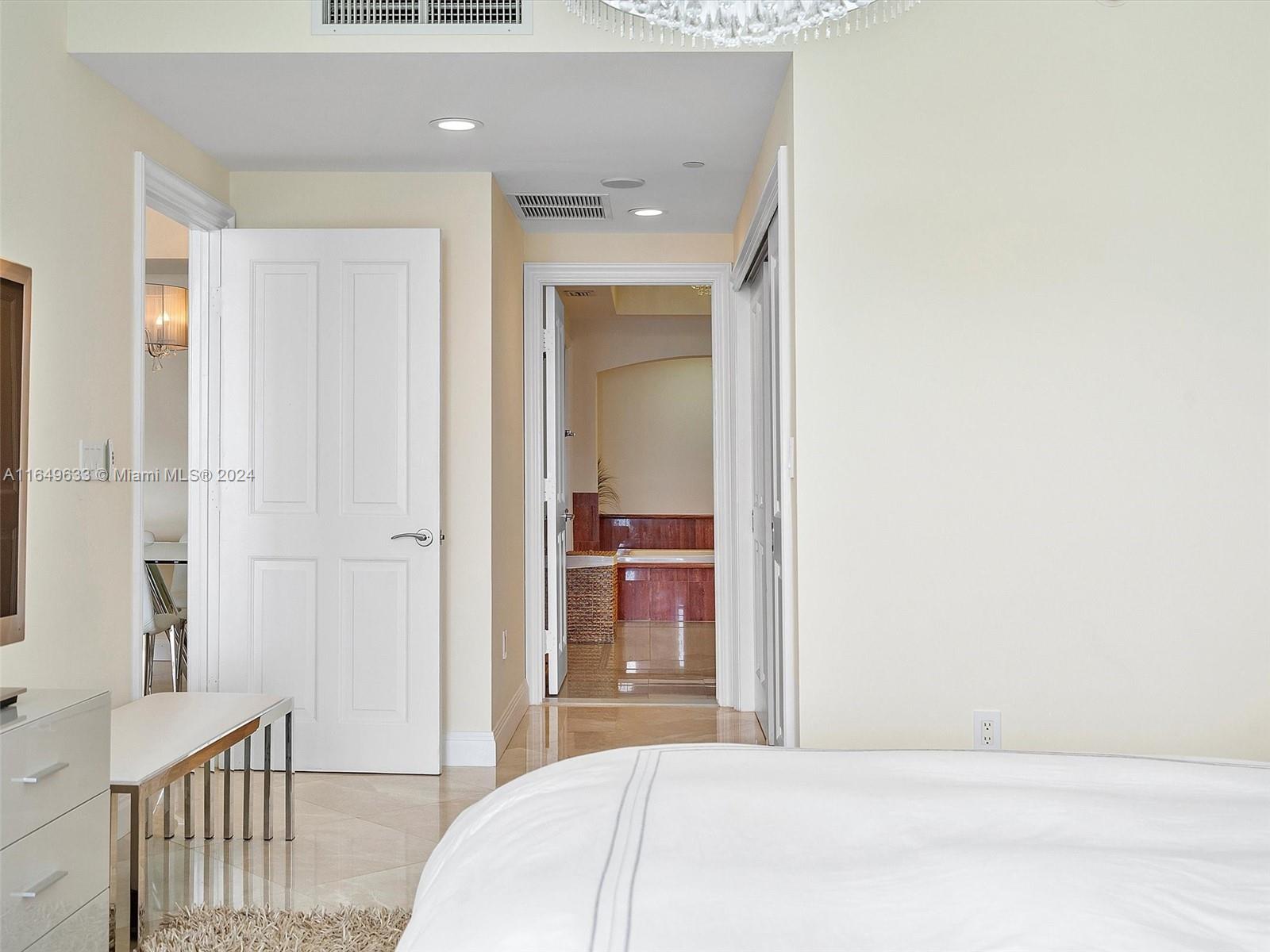 ACQUALINA OCEAN RESIDENCE - Residential