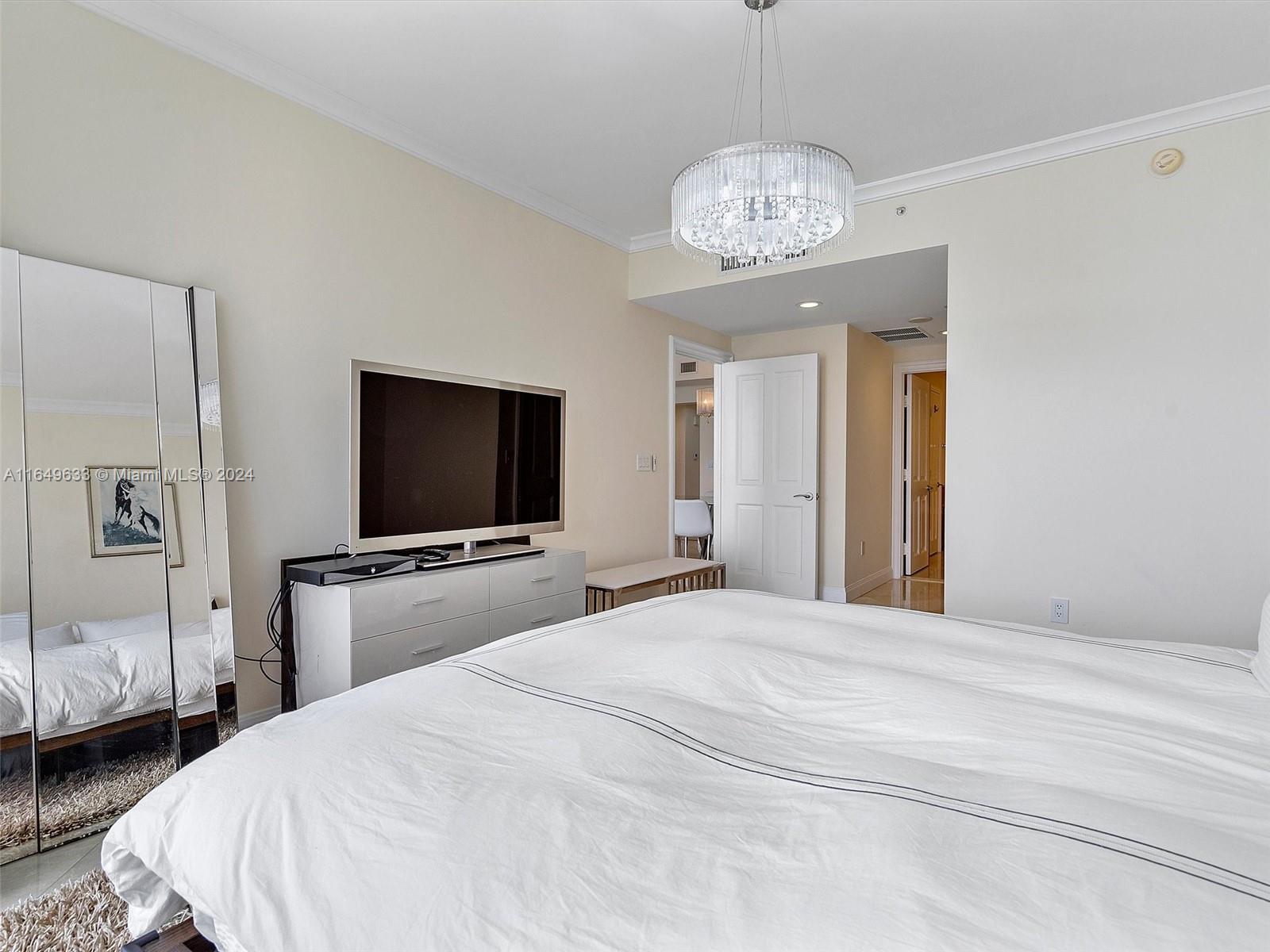 ACQUALINA OCEAN RESIDENCE - Residential