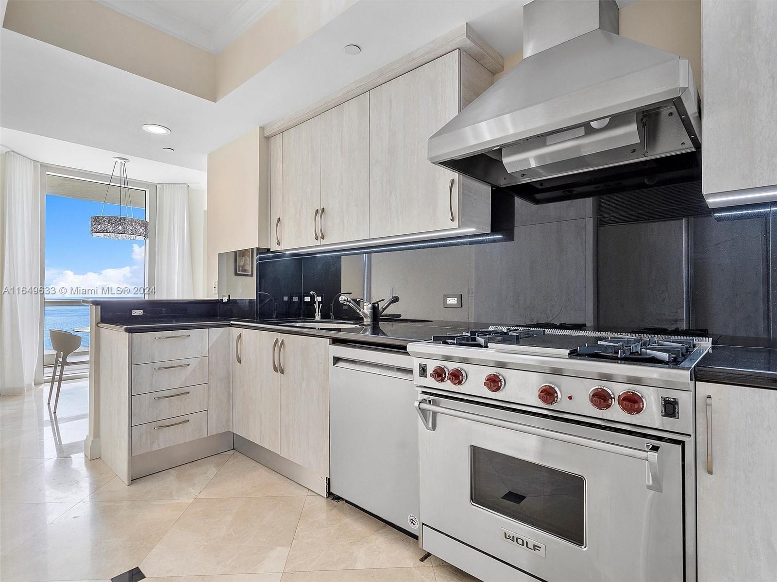 ACQUALINA OCEAN RESIDENCE - Residential