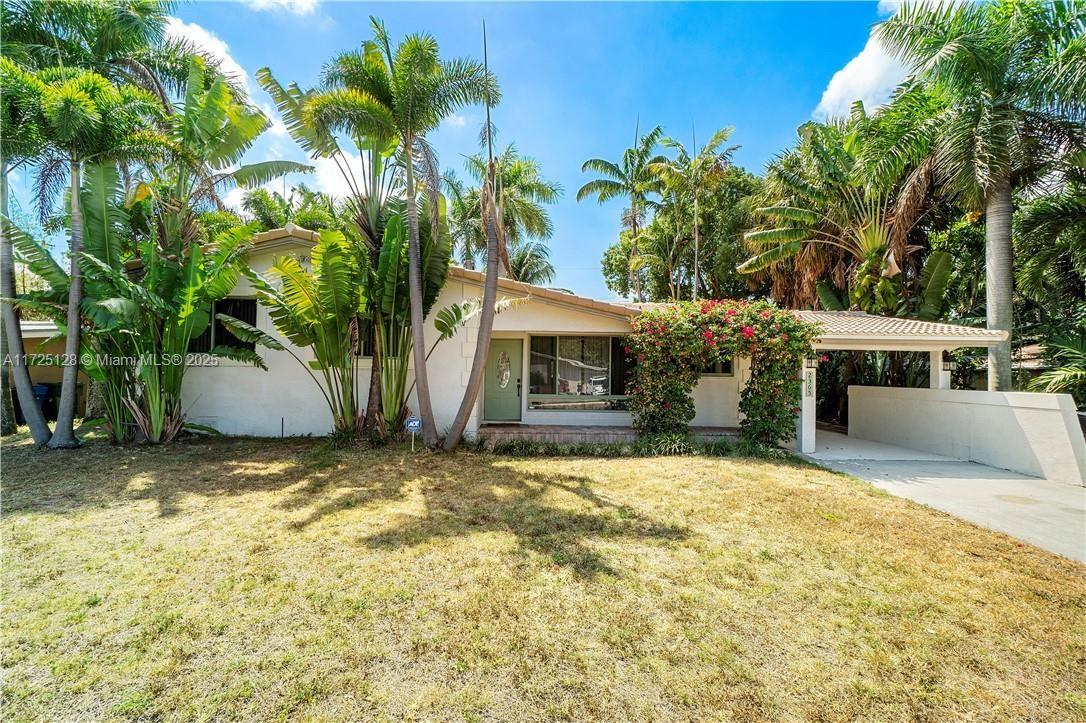Rental Property at 2365 Sw 34th Way, Fort Lauderdale, Broward County, Florida - Bedrooms: 3 
Bathrooms: 2  - $3,700 MO.