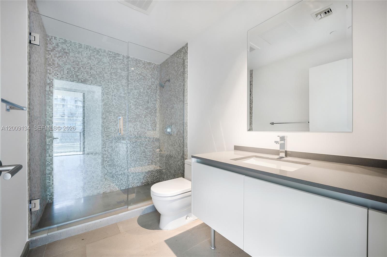 RISE CONDO - Residential