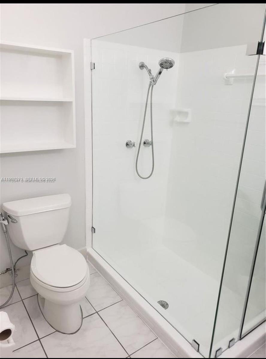 SUNRISE MNR - Residential Lease