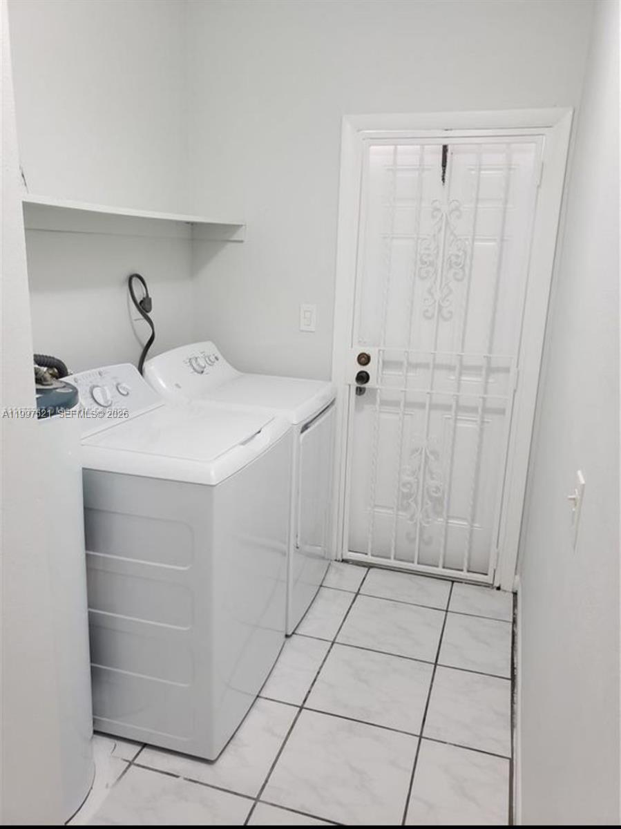 SUNRISE MNR - Residential Lease