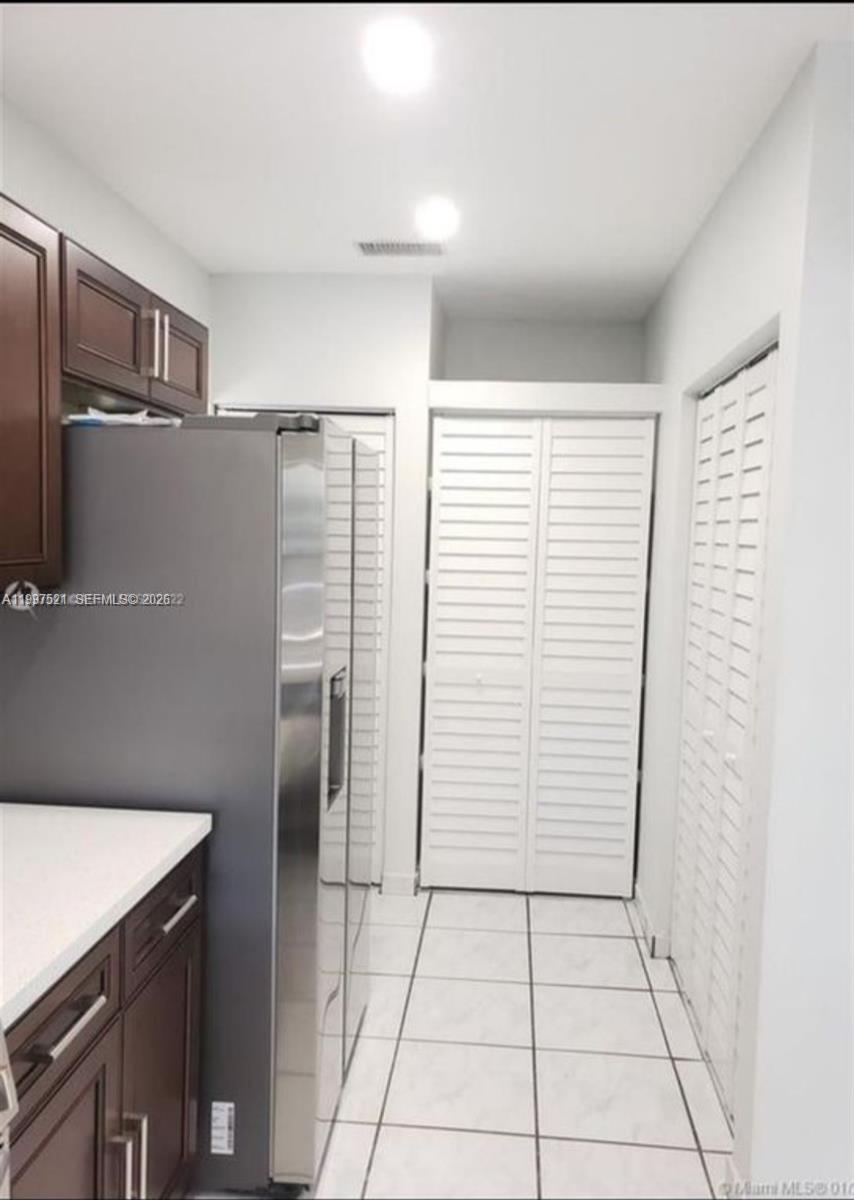 SUNRISE MNR - Residential Lease