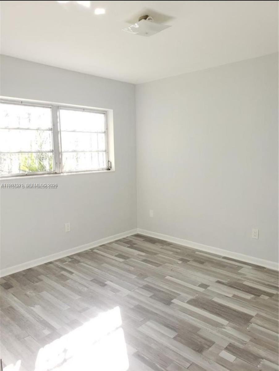 SUNRISE MNR - Residential Lease