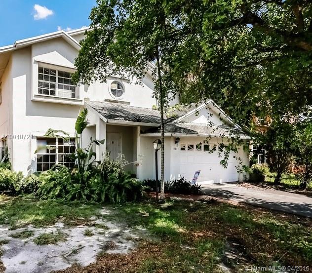 Country Lake Park - Residential