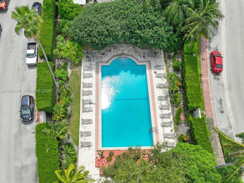 THE MANTELL CONDO - Residential