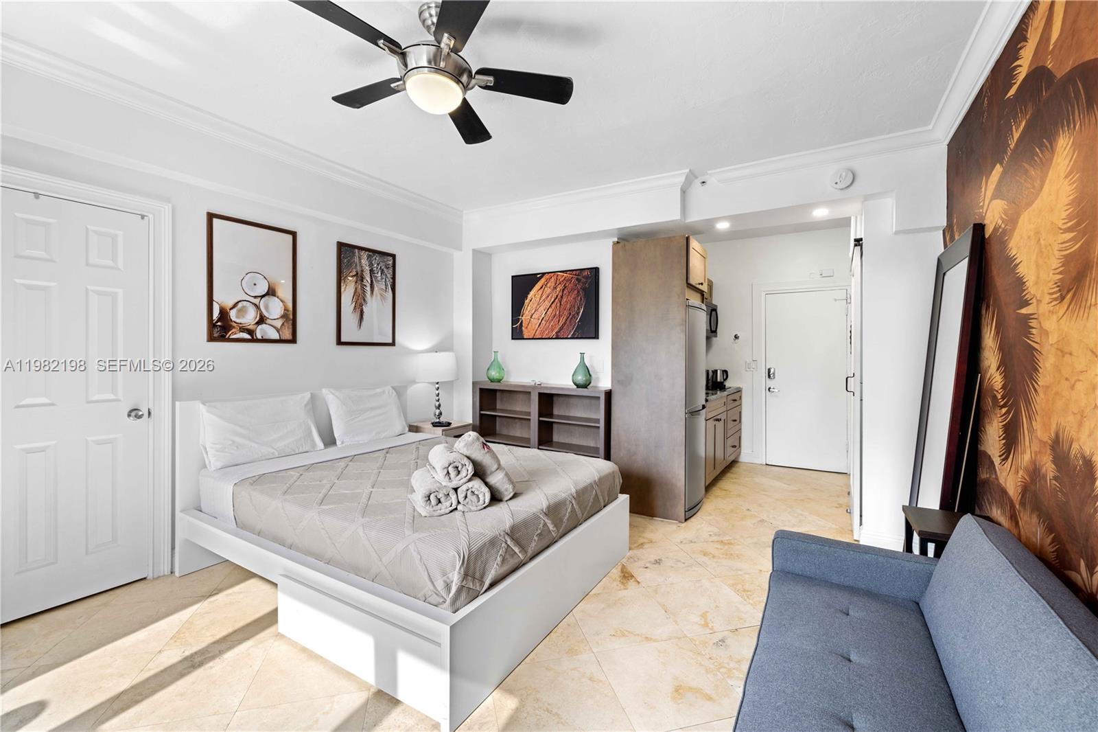 THE MANTELL CONDO - Residential