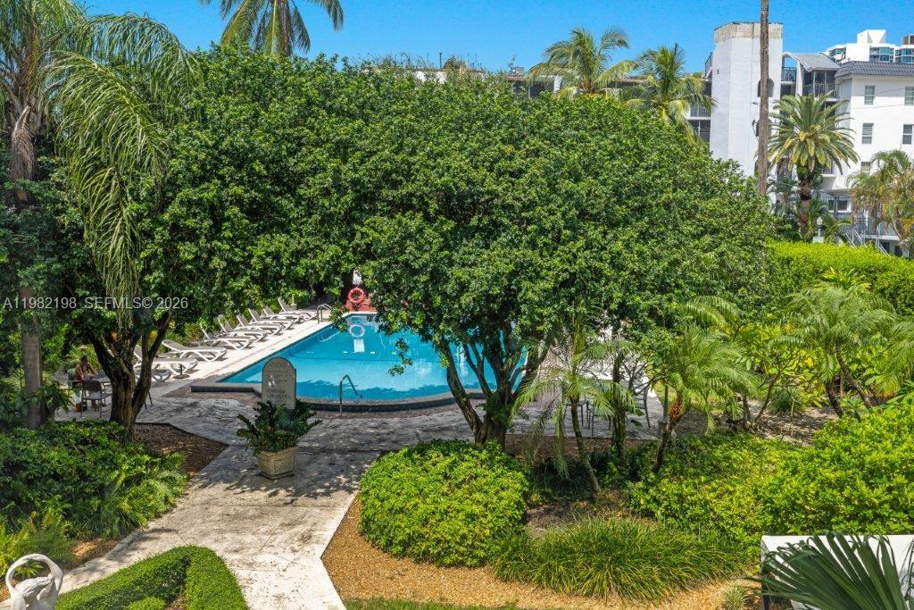 THE MANTELL CONDO - Residential