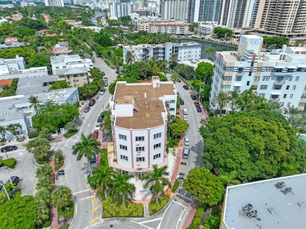 THE MANTELL CONDO - Residential