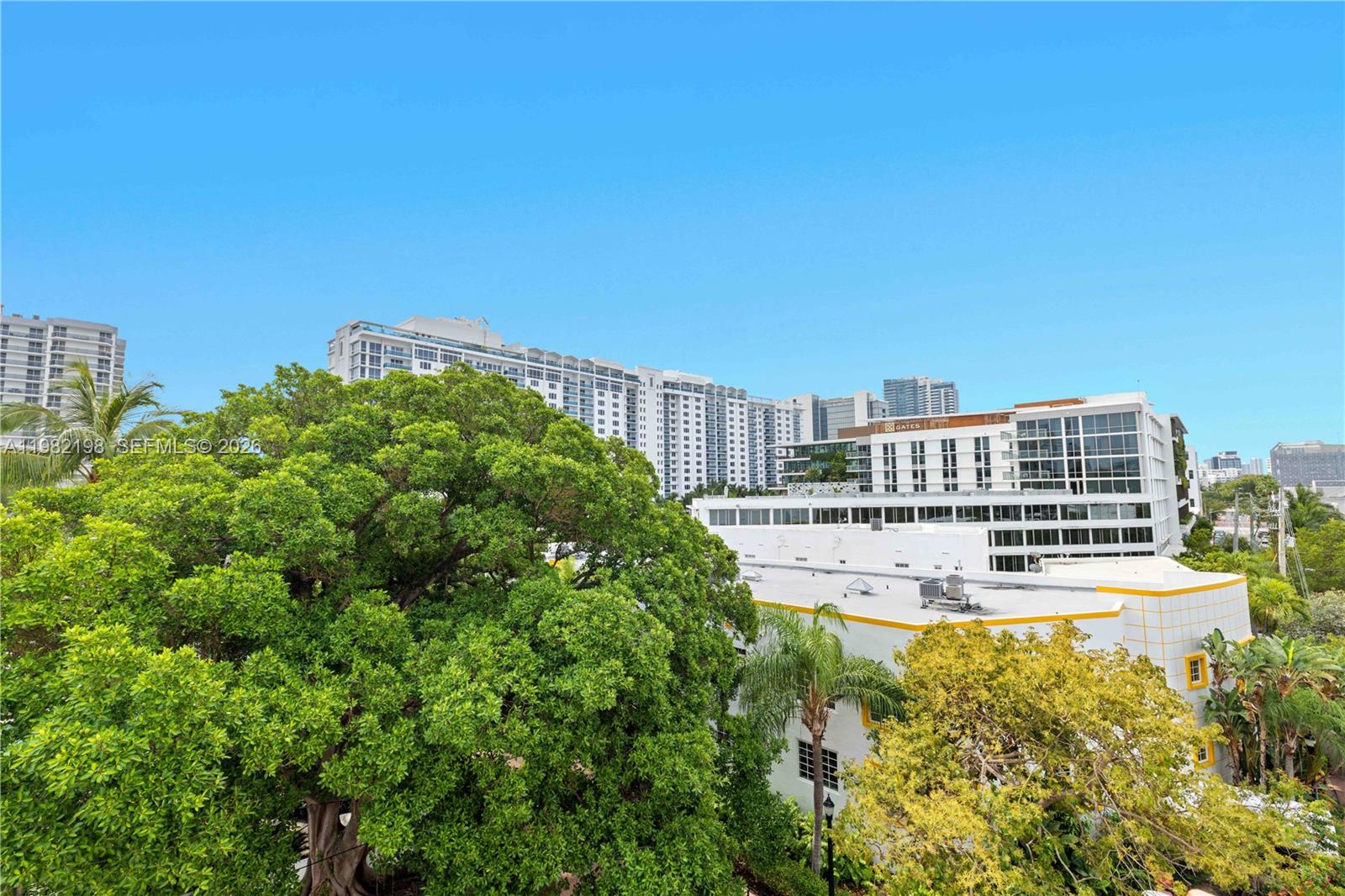 THE MANTELL CONDO - Residential