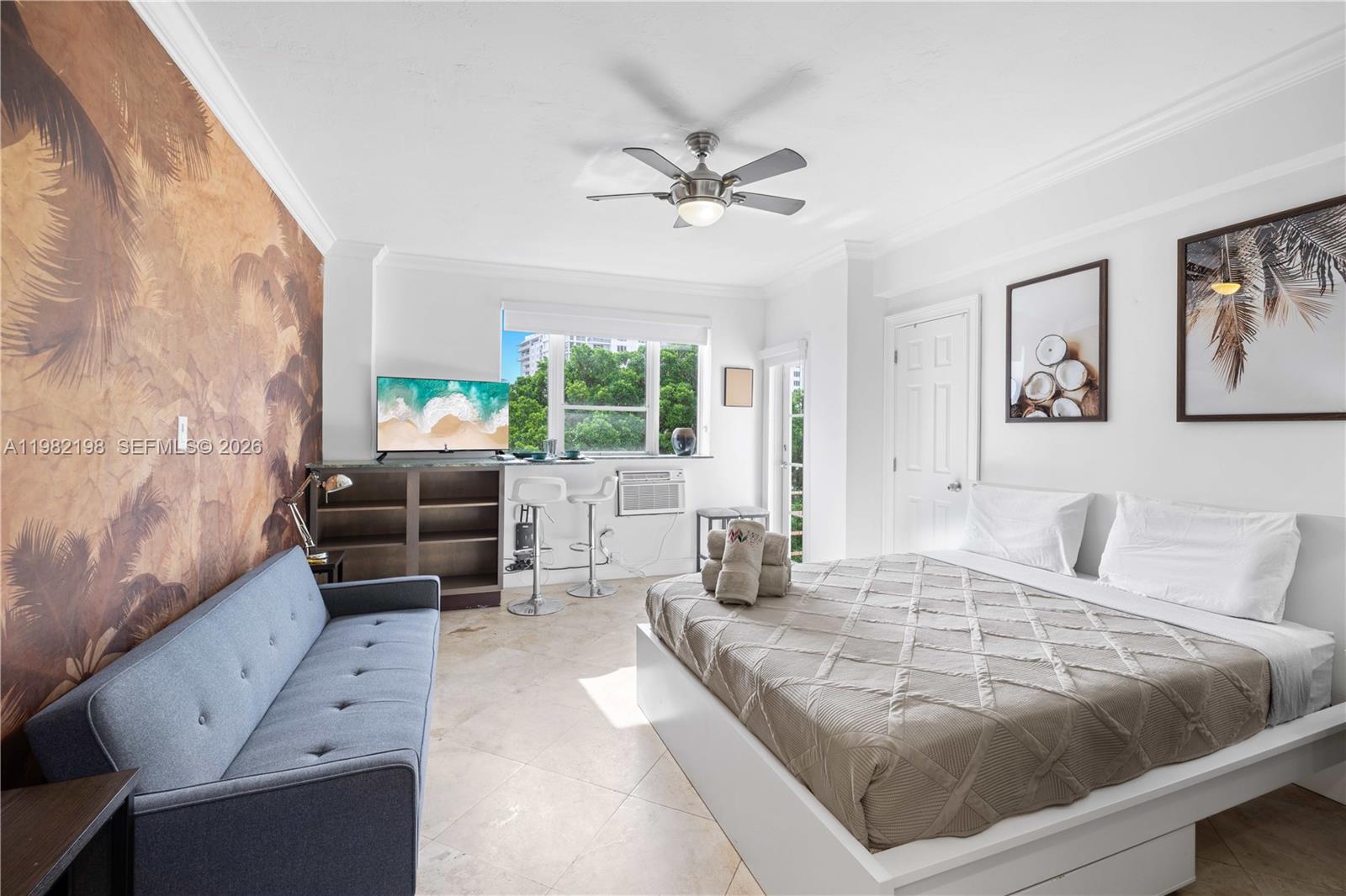 THE MANTELL CONDO - Residential