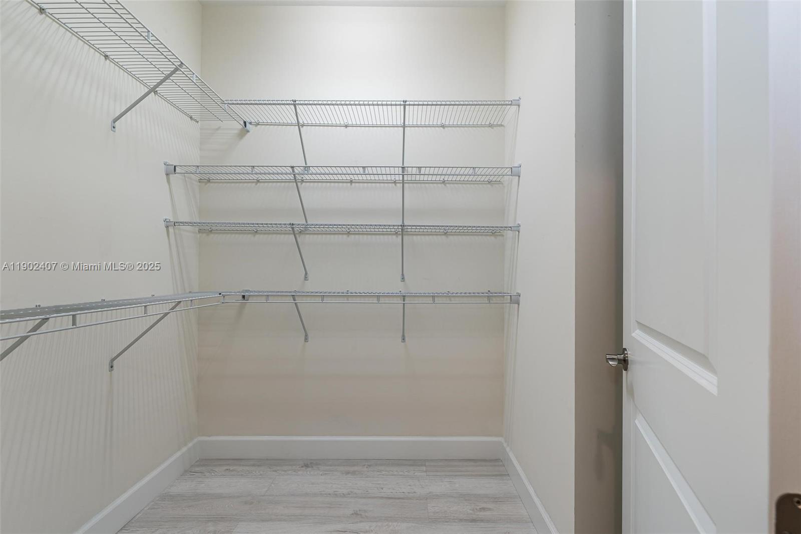 SAWGRASS LAKES - Residential Lease