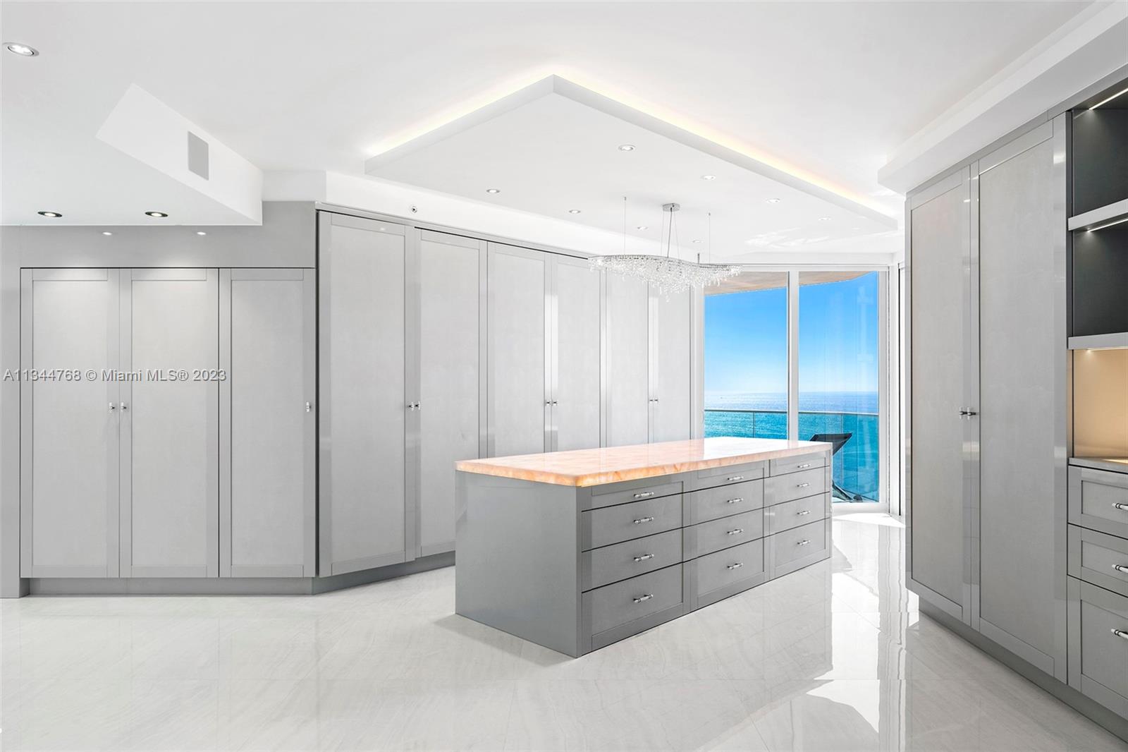 PORTOFINO TOWER CONDO - Residential