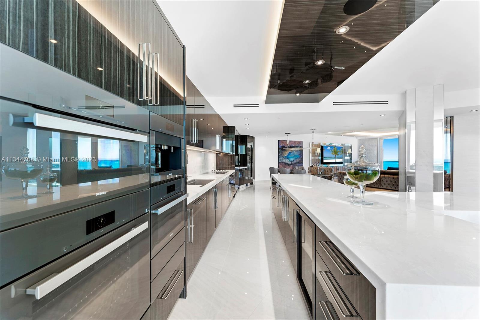 PORTOFINO TOWER CONDO - Residential