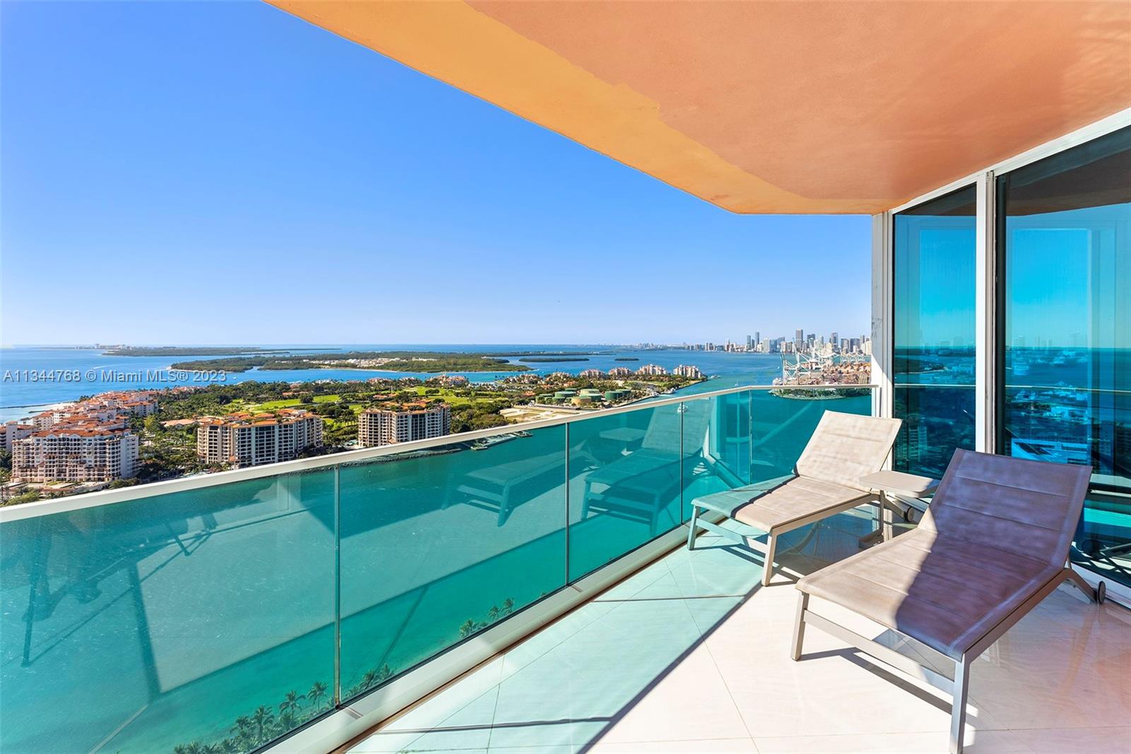 PORTOFINO TOWER CONDO - Residential