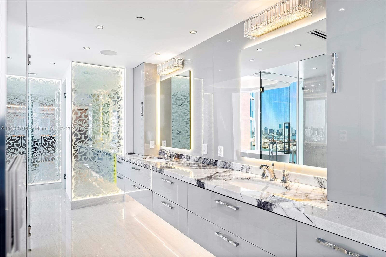 PORTOFINO TOWER CONDO - Residential