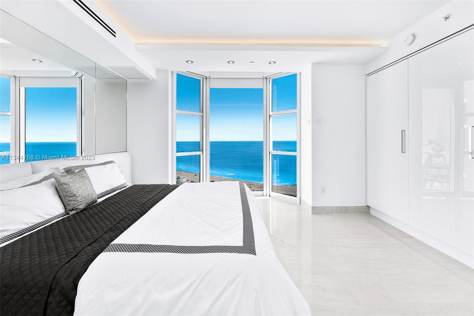 PORTOFINO TOWER CONDO - Residential