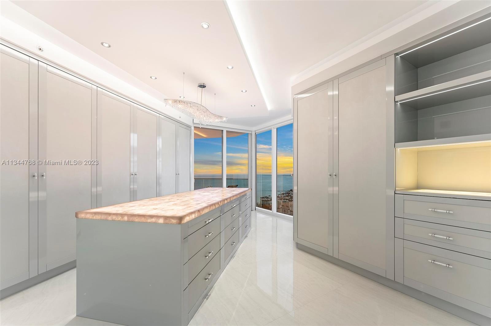 PORTOFINO TOWER CONDO - Residential