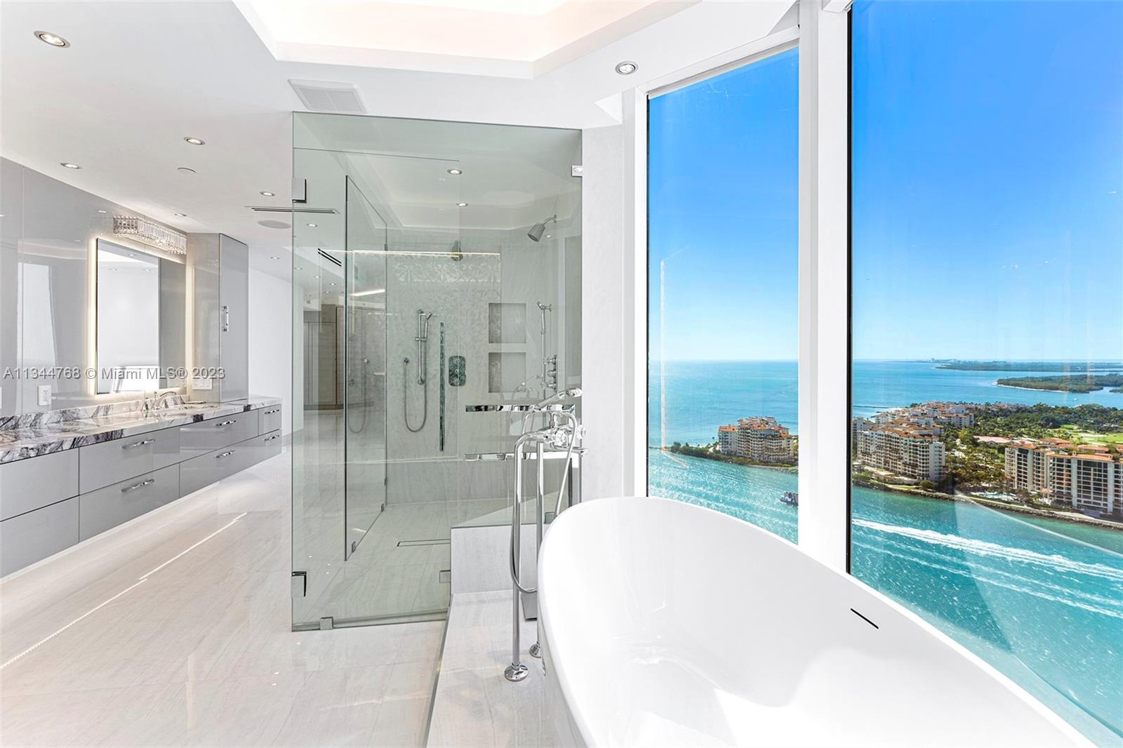 PORTOFINO TOWER CONDO - Residential