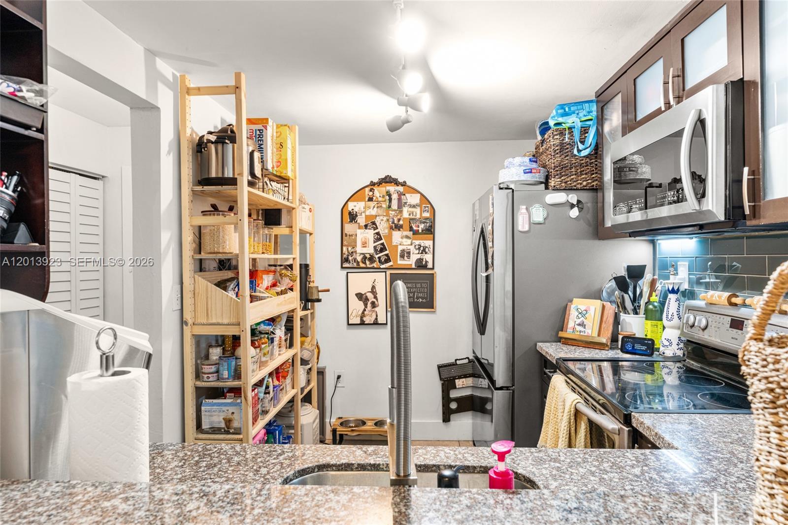 PINE GROVE CONDO - Residential