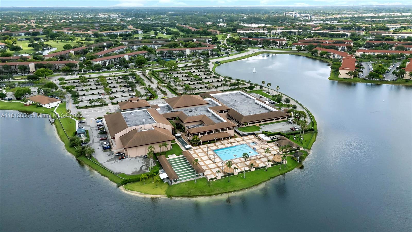CAMBRIDGE AT CENTURY VILL - Residential