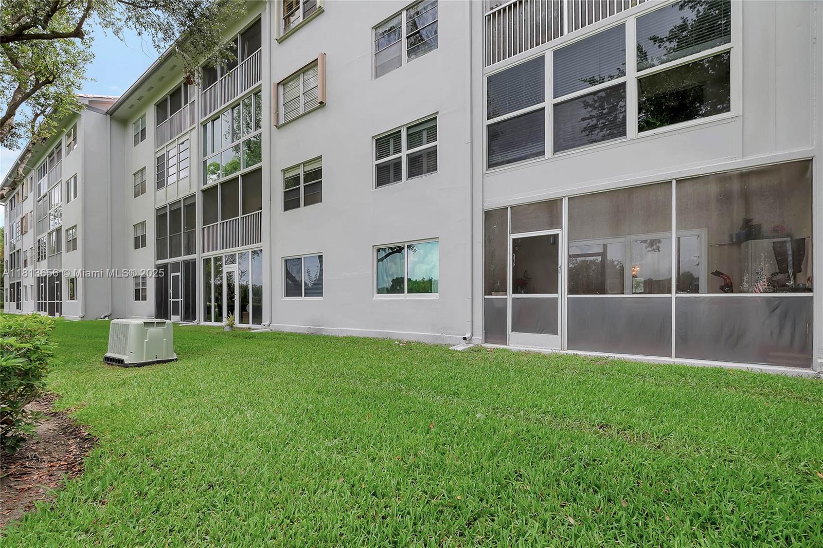 CAMBRIDGE AT CENTURY VILL - Residential