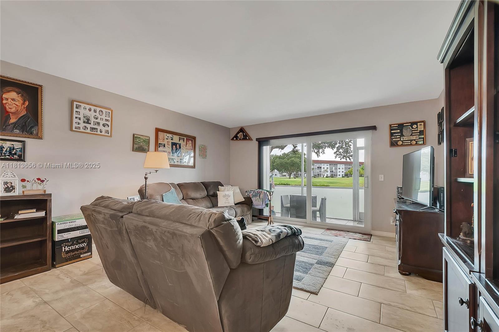 CAMBRIDGE AT CENTURY VILL - Residential