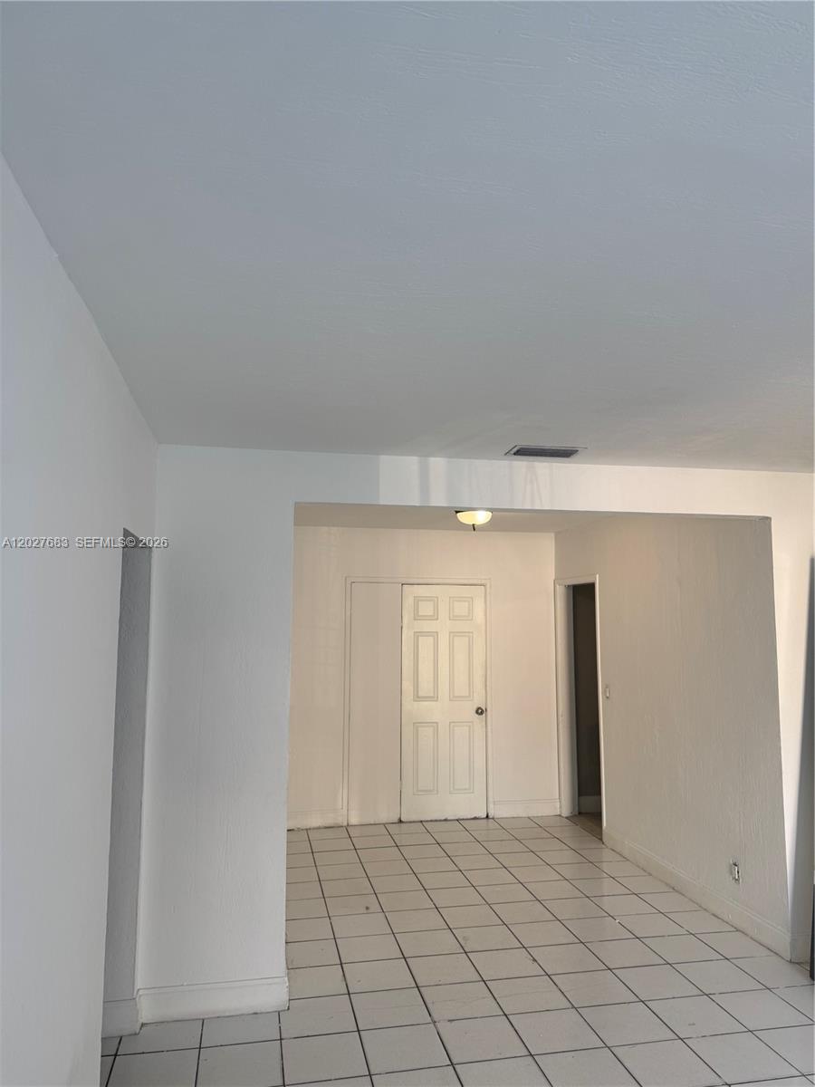 GROVELAND PARK - Residential