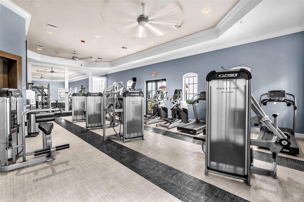 PEMBROKE LAKES SOUTH - Residential